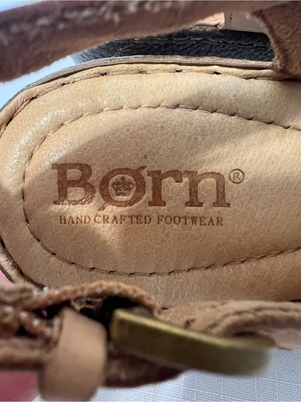 Born sandals style